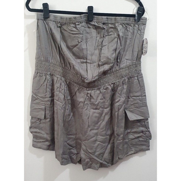Jolie & Joy Women Khaki/ 100% Rayon/ Romper Size 1X - Picture 5 of 11